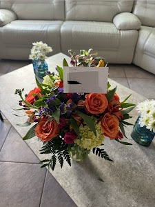 Twins Flowers & Balloons place picture